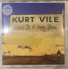 Kurt Vile - Wakin On A Pretty