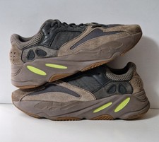 ADIDAS YEEZY BOOST 700 Men's Mauve Suede/Mesh Trainers - Size EU 42.6 / UK 8.5