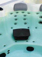 Life Essentials Spa / Hot Tub
