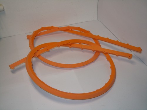 Flexible curve ring fence - curve,