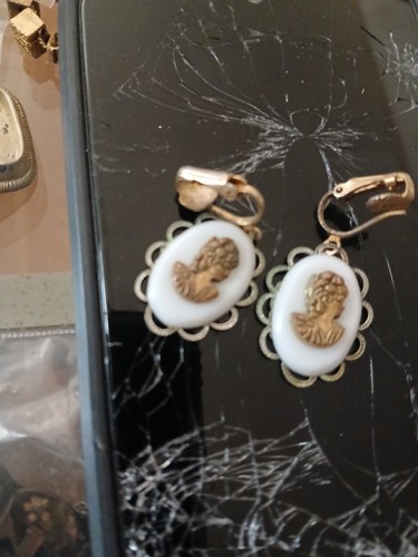 Vintage jewelry - vintage,