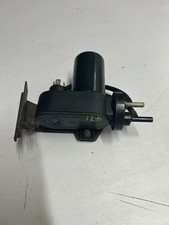 Volkswagen Transporter T4 Vacuum Pump For Cruise Control 701907325A VW