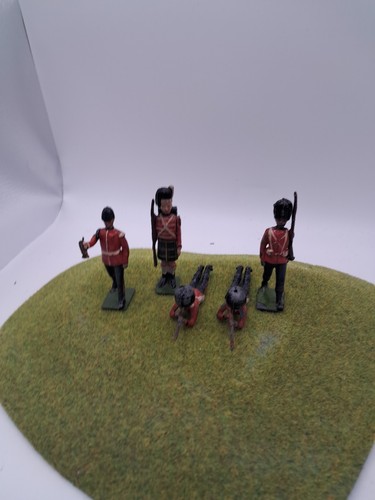 Vintage lead toy soldiers - vintage,