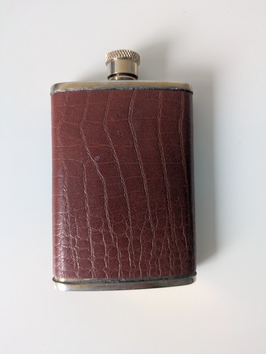 Vintage brown croc embossed - brown,