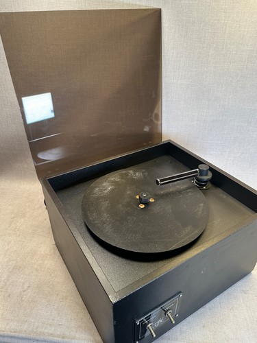 Industries hw 16 record - v.p.i.,
