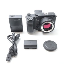 SIGMA sd Quattro H body