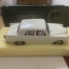 Lansdowne Models 1:43 . LD6
