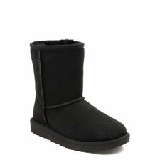 NEW UGG Big Kid Youth Classic
