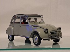 1:18 Scale Citroën 2CV Azam