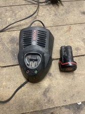 Bosch 12V Charger and Battery 1.3A