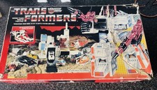 Transformers G1 1985 Metroplex Action Figure Complete Set Vintage Hasbro 80s