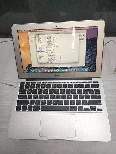 Apple macbook air early - apple,