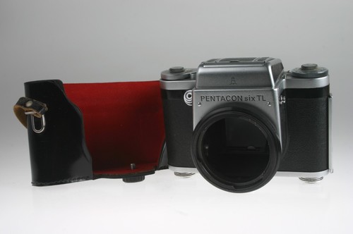 Pentacon six body engraved - six,