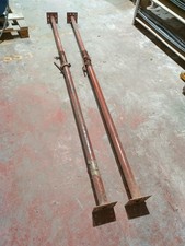 2 x Builders (like Acrow) Wall Props. Size 3. Used. 2590mm - 3960mm.