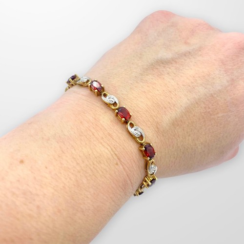 Gold bracelet garnet - gold,