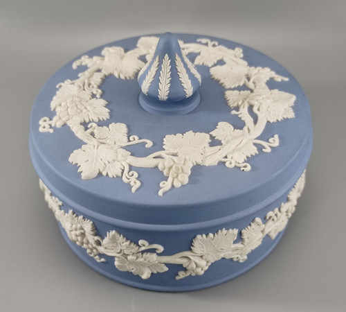 Vtg wedgewood jasper - vtg, blue