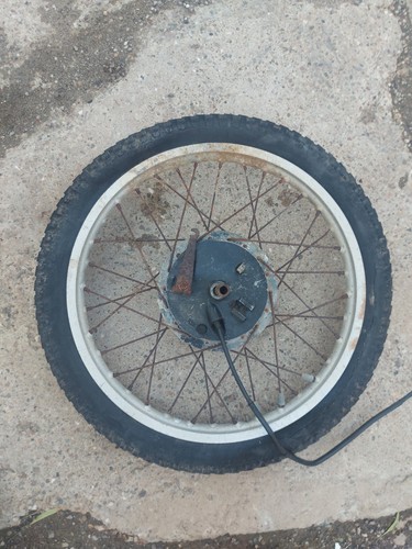Yamaha 1978 front wheel - yamaha,