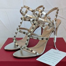 VALENTINO GARAVANI Rockstud