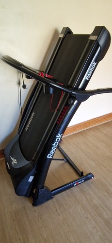 Reebok running treadmill - z9,