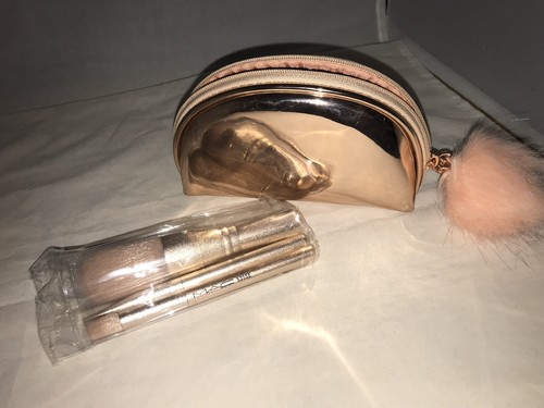 Mac snow ball brush - brush,