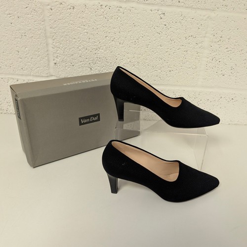 Peter kaiser court - peter, heels