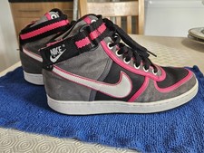 vintage Nike high-tops, specifically the Nike Vandal High Size 6.5