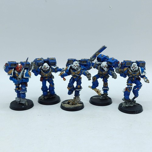 Warhammer 40k space marines - space,