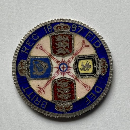 Queen victoria enamelled - queen,