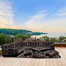 Arabic Corner Majlis, Oriental