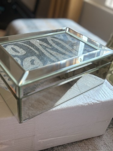 Mirrored glass trinket - mirrored,