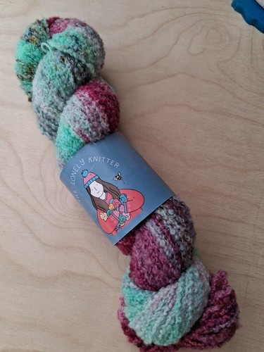The lonely knitter - the,