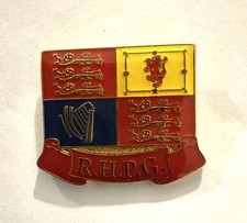 New Vintage pin badge Royal