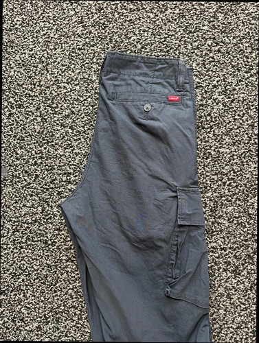 Levis tapered canvas style