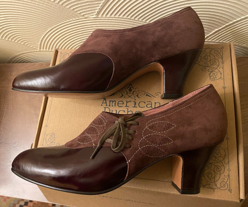American duchess repro - american,