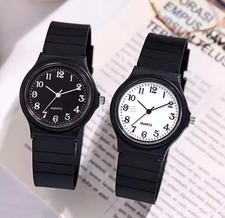 Simple Quartz Analog Watch for Women Lightweight Unisex Wristwatch Rubber Strap