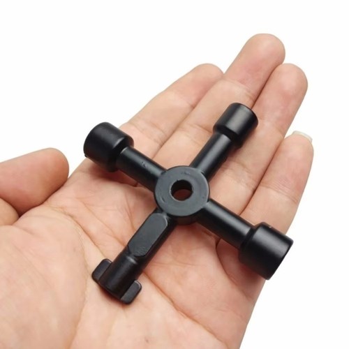Universal cross key - in,