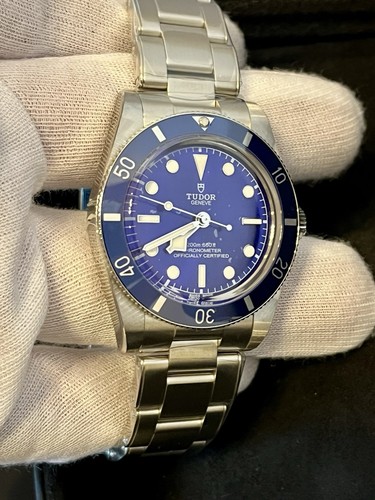Tudor black bay blue 37mm - black,