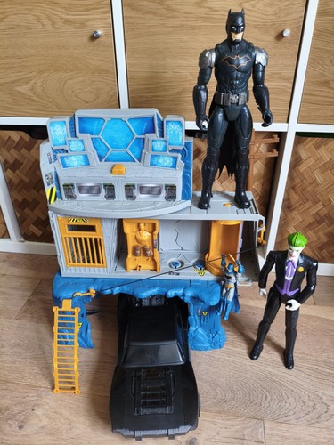 Batman bundle batcave large - bundle,
