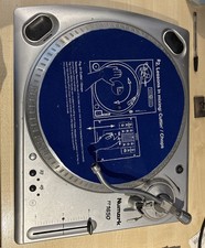 Numark TT1650 Turntable  