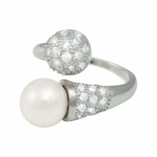 Triumph White Freshwater Pearl
