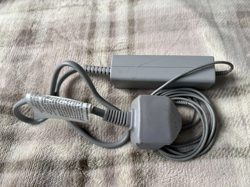 Nintendo wii gamepad charger - wii, u