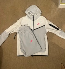 White And Pink Old Season Nike
