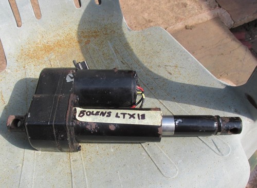 Ride mower bolens - on,