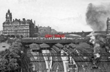 PHOTO  EDINBURGH WAVERLEY