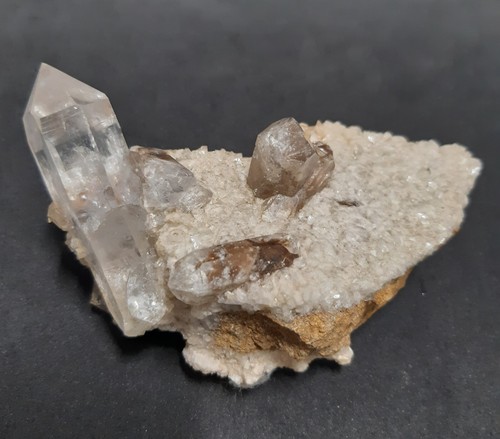 Rutile and brookite quartz - rutile,