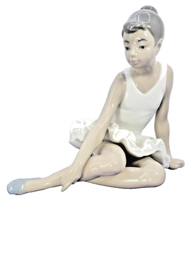 Lladro young seated - lladro,