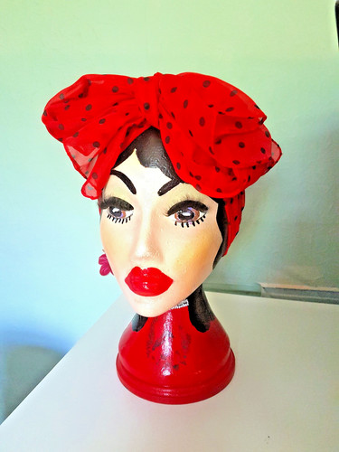 Hand painted mannequin head - hand,