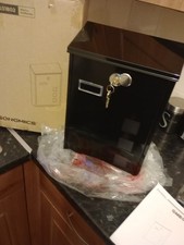 SONGMICS - Modern Wall Mounted