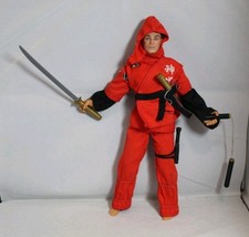VINTAGE ACTION MAN HASBRO 1993 NINJA WARRIOR WITH SOME WEAPONS