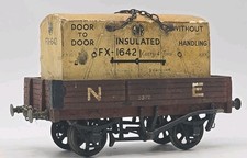 NE 5372 4 PLANK WITH CONTAINER